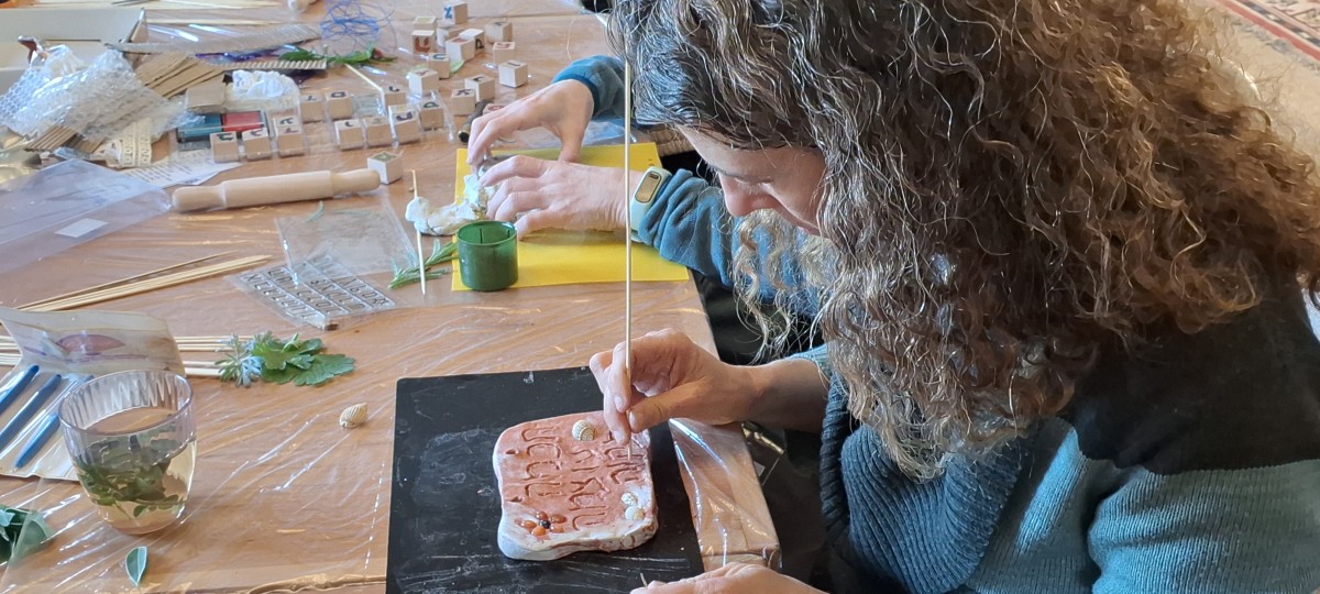 סדנת יצירה ביום עיון 2025